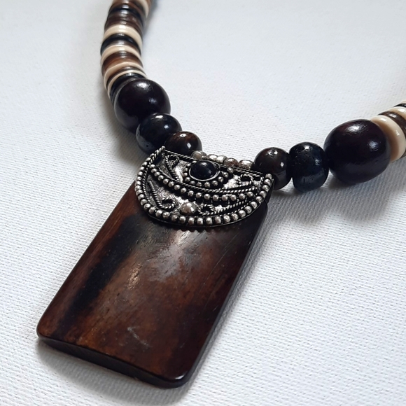 Natural Bone Pendant Necklace - Picture 3 of 6